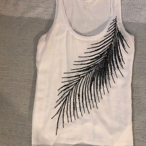 White and Black Express Sequin Feather top Size:XS